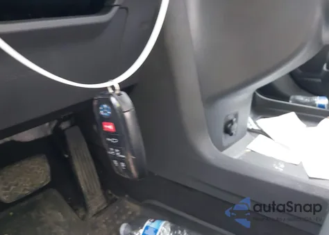 2022 Toyota Sienna Xse z USA, uszkodzony, nr VIN 5TDDRKEC0NS082631